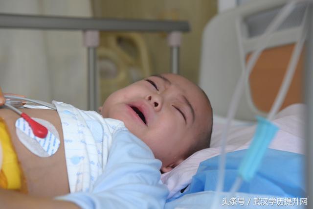 移植3次失败小男孩,男童两次移植均失败