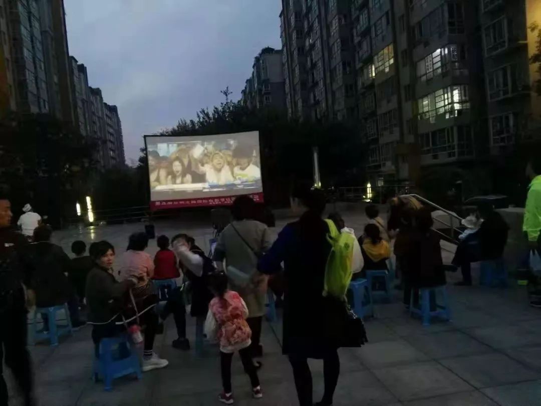 在家门口看到的精彩演出,家门口风景盛宴