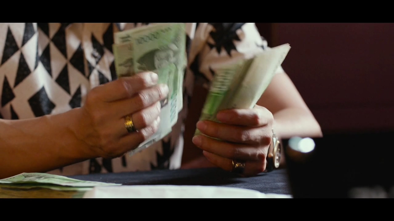 隔壁那人欠了巨额水费，人却失联了：韩国电影无尿点系列