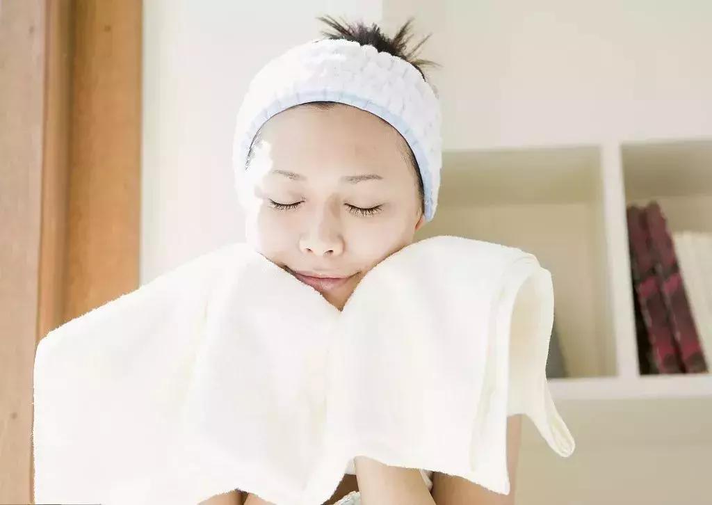 几个诀窍助你饭后轻松养肝,早晨是养肝黄金时间多吃三种食物