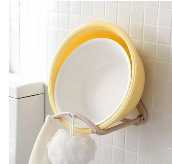 卫生间的毛巾盆子整理收纳,卫生间脸盆收纳方法简直绝了