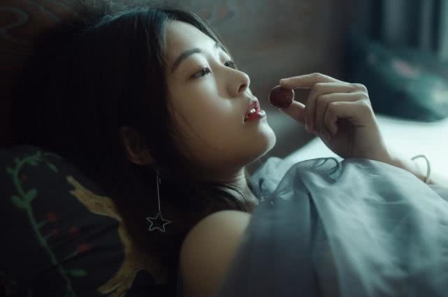 男友放不下初恋怎么办,男友放不下前任要分手说说