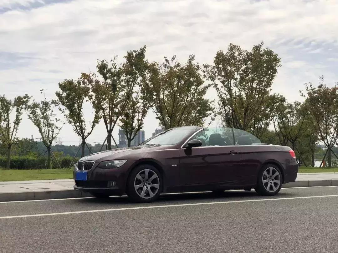 09款宝马330敞篷容易坏嘛,哪一代的宝马330值得购买