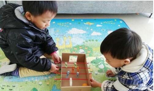怎么能给孩子做纸箱玩具,变废为宝的学习玩具