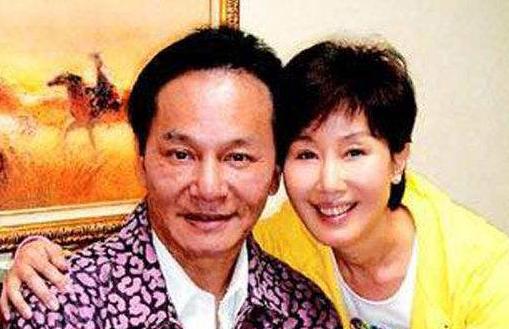 曾是赵雅芝“儿媳妇”，相恋多年因命格不好不愿结婚，今开火锅店