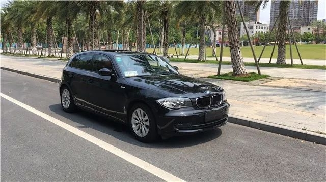 买一台十年的二手车值得吗,十年宝马x5二手