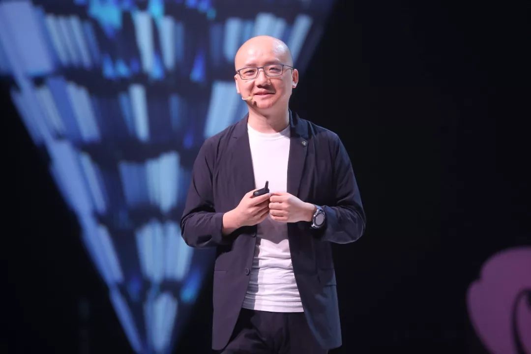 银泰百货什么时候开始新零售,银泰百货与新零售