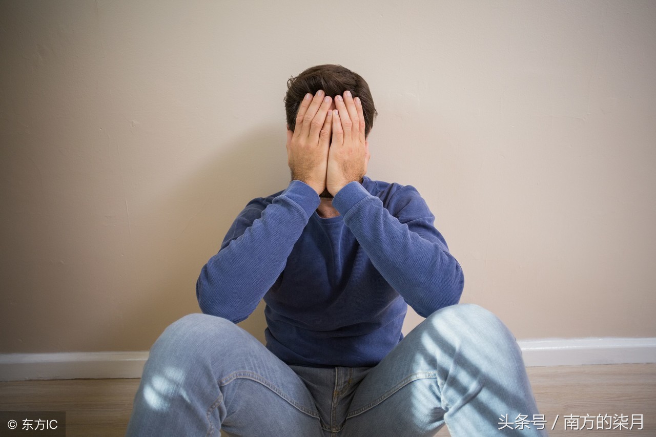 如今没有物质的爱情就像一盘散沙,没有物质的爱情就好比一盘散沙