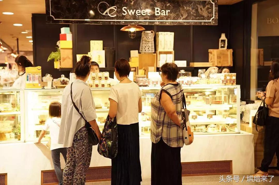 开一个小型的蛋糕店好做吗,怎样低成本开蛋糕店