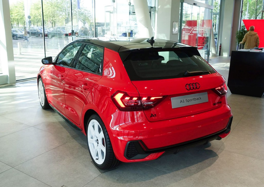 大众polo跨界13款,全新大众polo宽体小钢炮