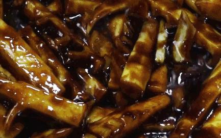 没什么可以阻挡我对螺蛳粉的向往,对螺蛳粉的热爱只有零次和无数次