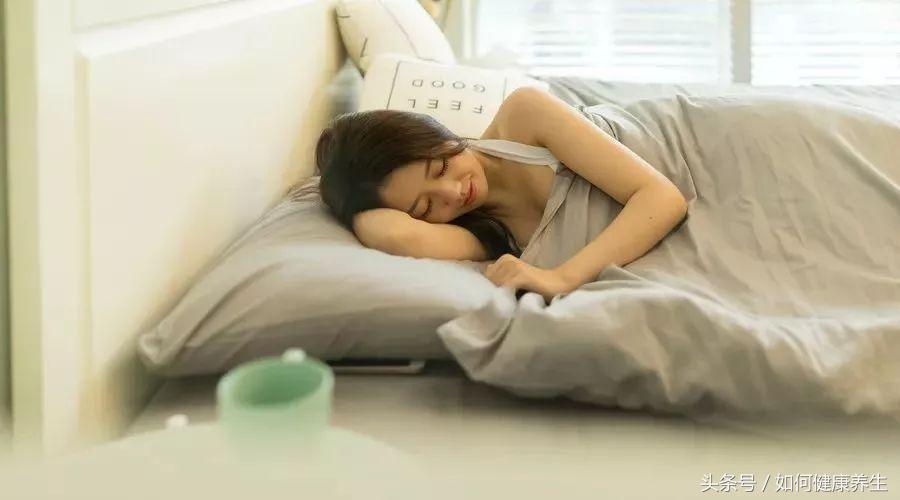 什么原因导致手脚冰凉,男性手脚冰凉什么原因