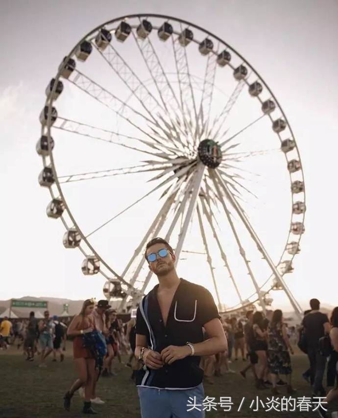 又时髦又帅气的发型穿搭男,帅哭男孩造型