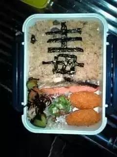 日本网友晒超可怕“恶妻便当”,这碗独特的狗粮你Get到了吗？