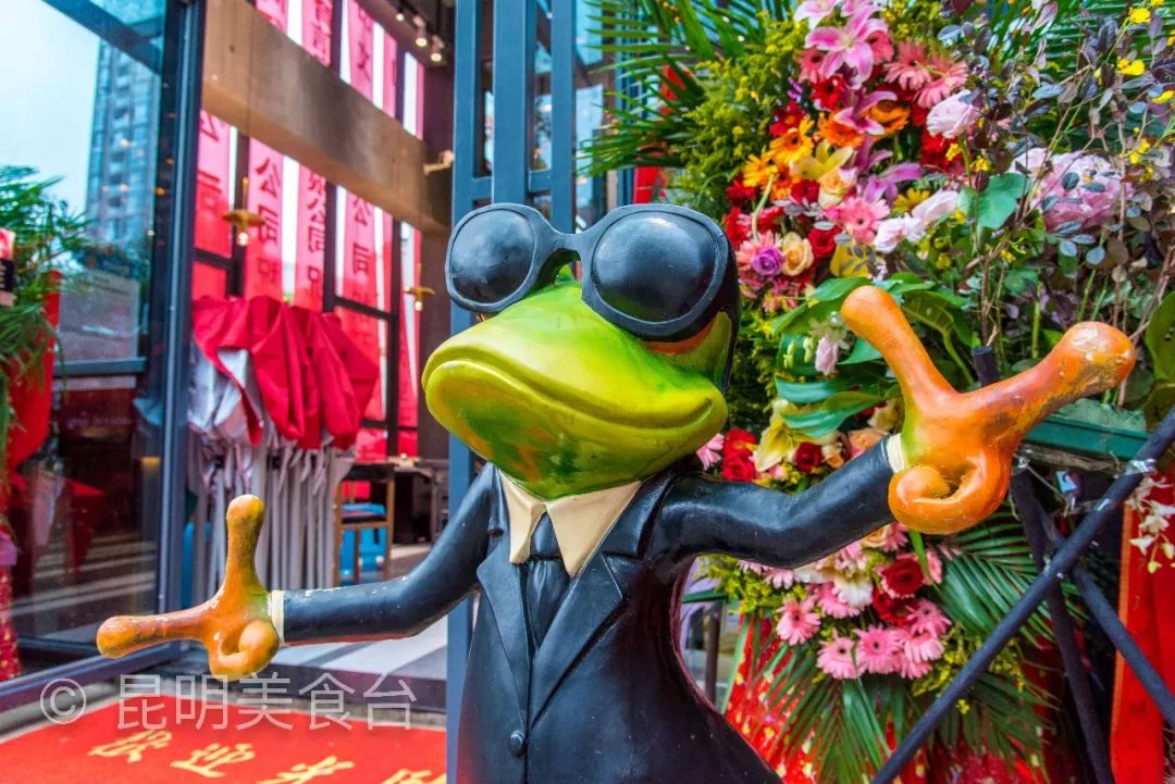 昆明排队4000桌的餐厅,昆明排队餐厅