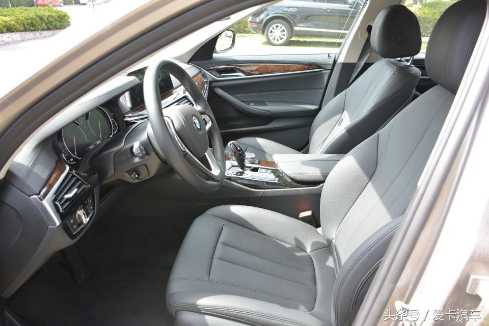 宝马豪华轿车5座,宝马2024高级豪华轿车