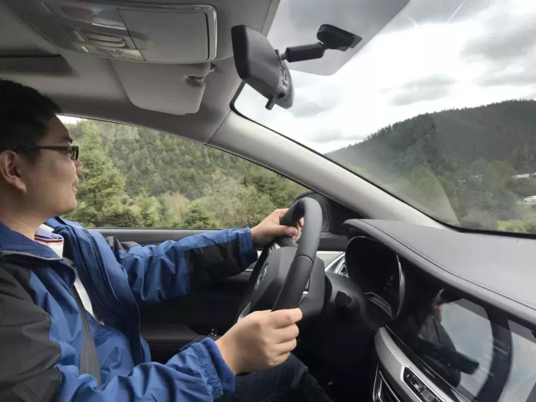 百公里电耗17kwh多少钱,最低百公里油耗多少