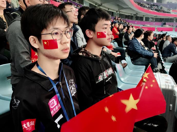 南京hero久竞立志改变每一个选手,hero久竞电子竞技俱乐部