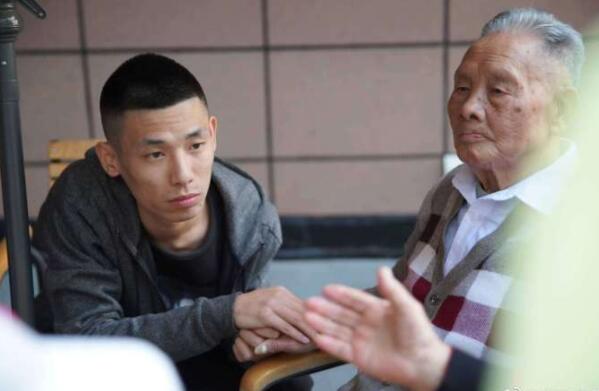 斗鱼主播知道旭旭宝宝直播,斗鱼主播旭旭宝宝直播pk视频