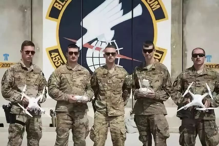 迷彩鞋制作全过程,迷彩作训鞋制作过程