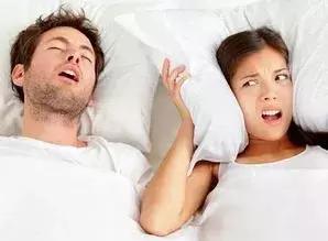 睡觉打鼾怎么解决小妙招,睡觉打鼾怎么办8个方法能缓解