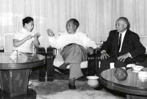 毛主席与中南海：人生最后十年在游泳池度过