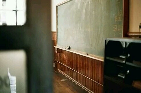 趁你睡着了想念一个人的暖心句子,睡不着失眠想念某人的说说