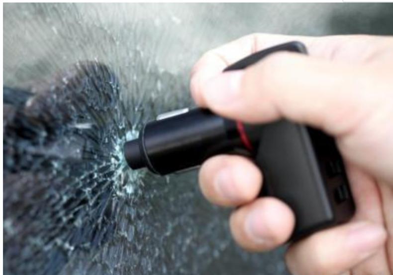 汽车落水自救技巧视频教程卡通,汽车落水如何自救逃生