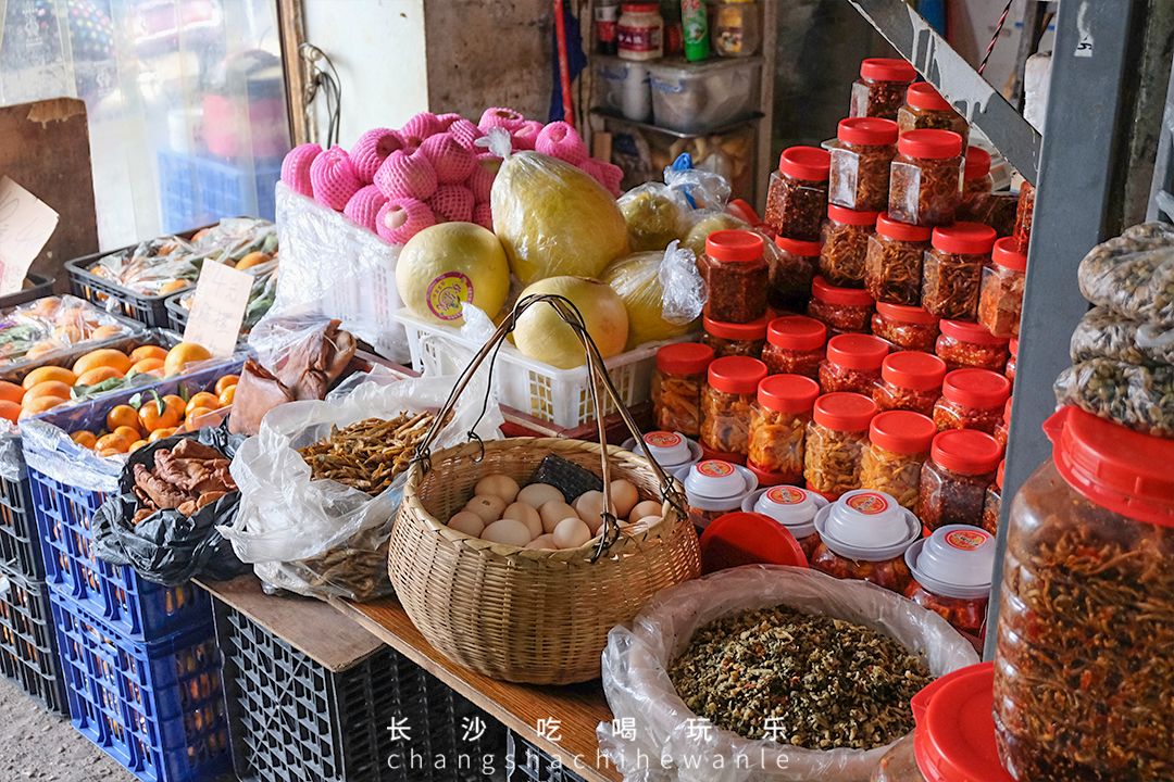不打眼的通泰街，蕴藏了了一代长沙人的美食回忆