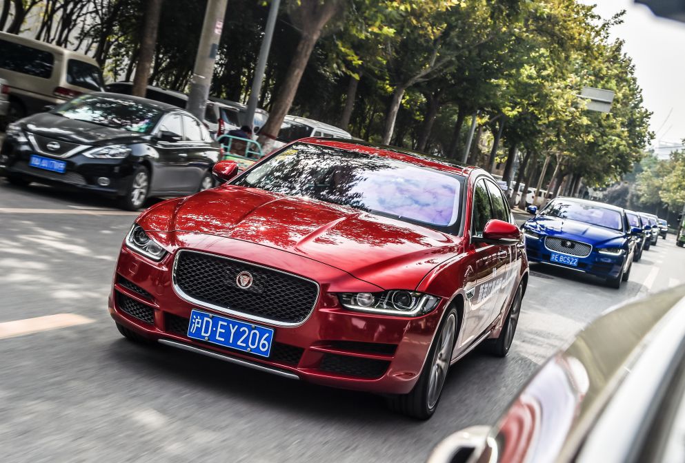 沉浸式体验捷豹老款fpace,捷豹fpace小豹子