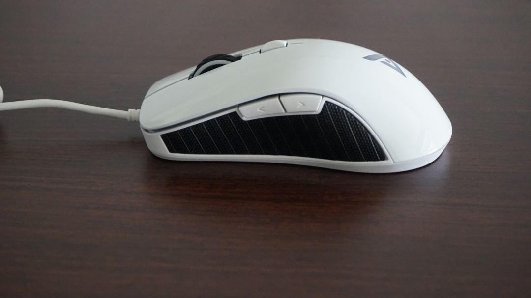 吃鸡最稳的游戏鼠标是哪款,吃鸡职业选手公认最好用鼠标