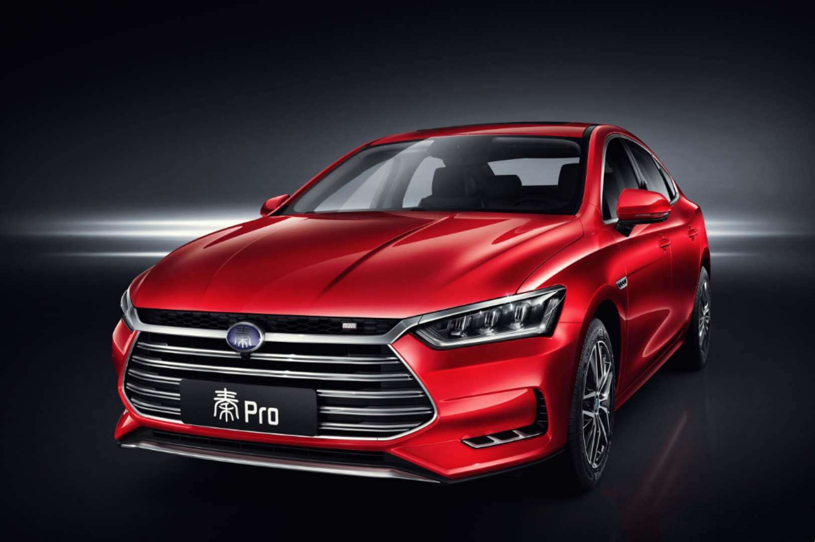 今年想买燃油车这几款车值得考虑,无惧油价波动这几款车更适合你