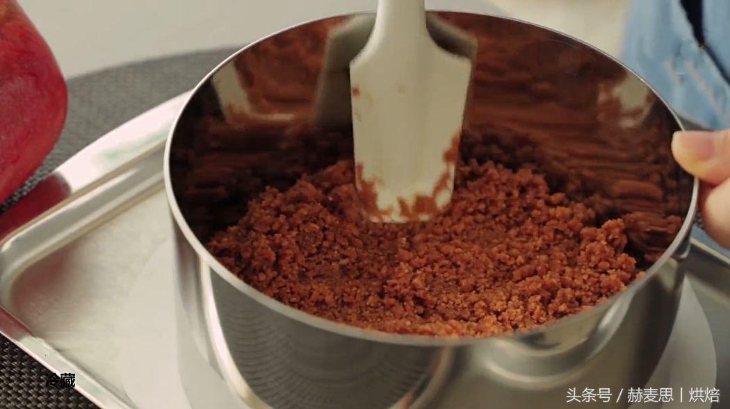 红丝绒咸奶油芝士蛋糕,漂亮又美味的红丝绒芝士蛋糕