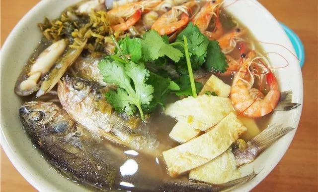 每个吃货心里都有一片海！没有256G的胃还敢到东海吃海鲜？