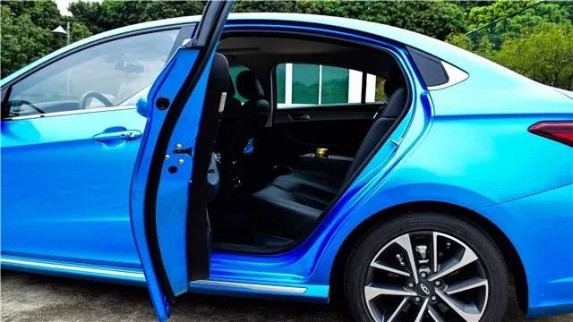 艾瑞泽gx1.5t暴力驾驶,10万左右奇瑞艾瑞泽