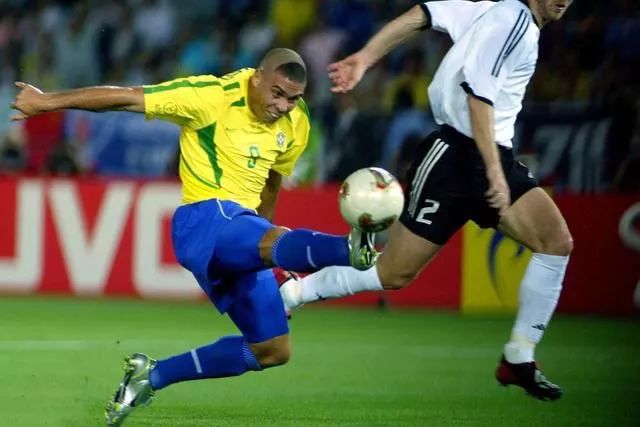 天下足球经典台词背景音乐,天下足球国足经典台词