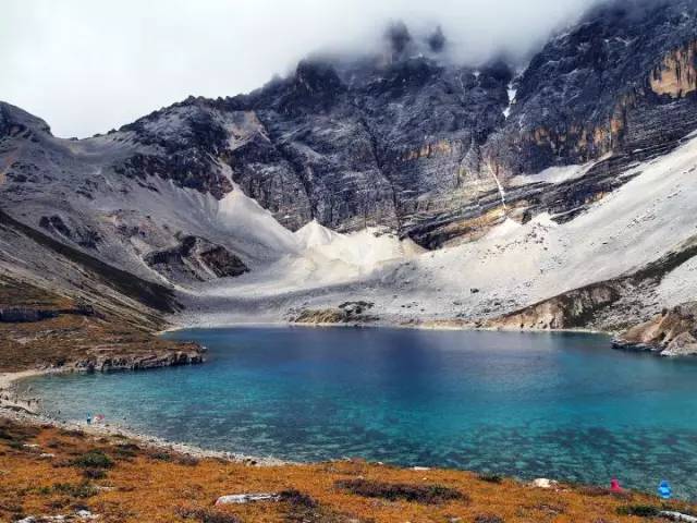 稻城亚丁旅游攻略 (西藏稻城亚丁美景)