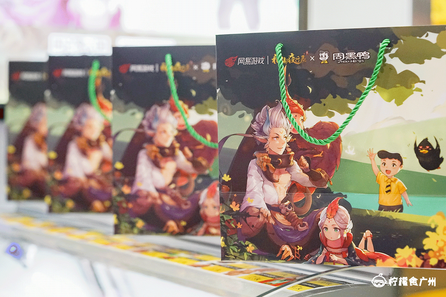 周黑鸭最近视频,周黑鸭最近的视频