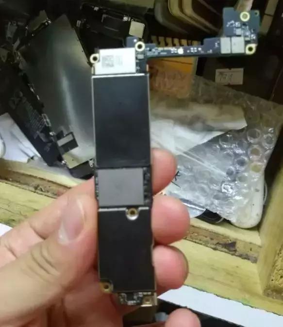 苹果爱思全绿是不是原装机,售后换回来的机器还是爱思全绿吗