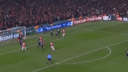 尤文c罗回曼联比赛,c罗凌空斩弑旧主曼联逆转尤文