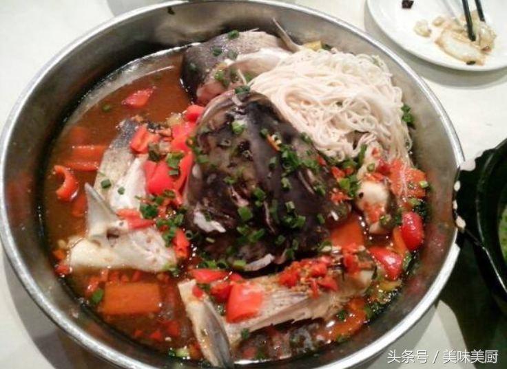 鱼火锅最正宗的做法,爱吃鱼的朋友看过来