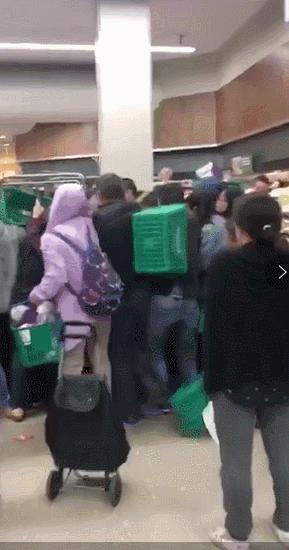 这两枪，打向代购！刚刚，澳洲超市和中国机场同时动手了！