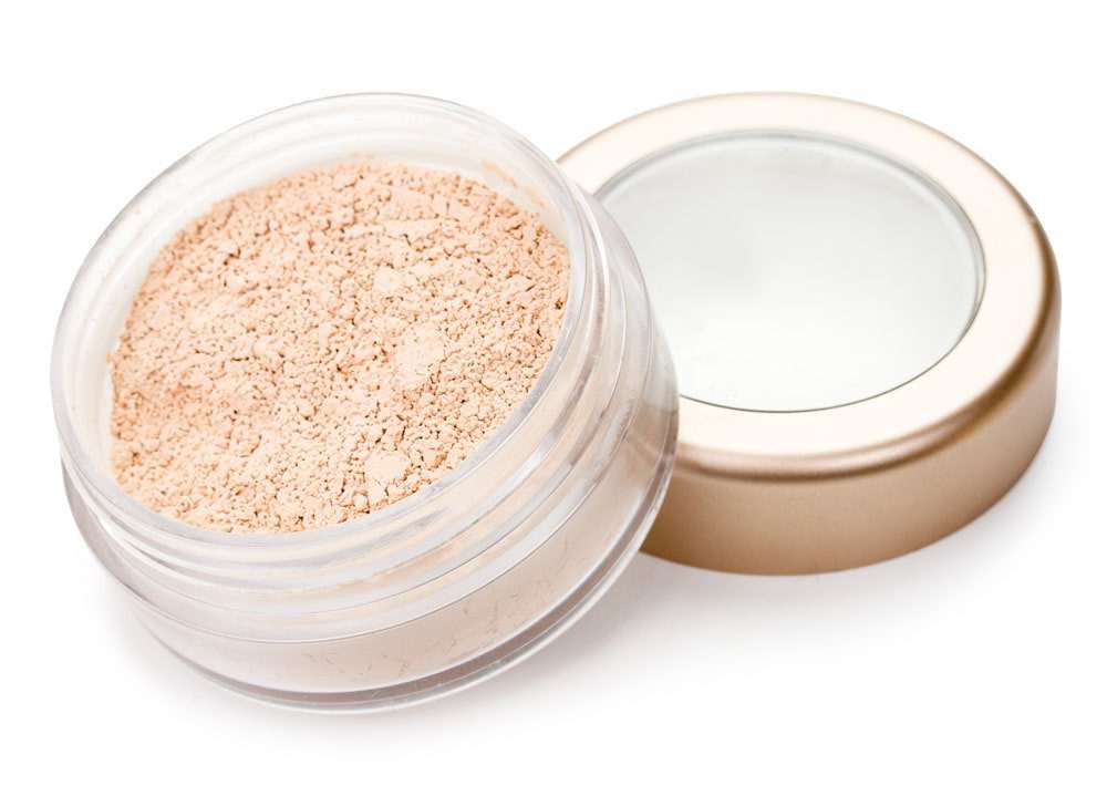 挤痘痘一定要把血挤干净吗,挤痘痘要挤到出血吗