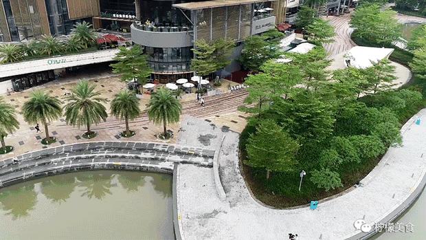 开在湖边的男团串串,我连店名都不会读