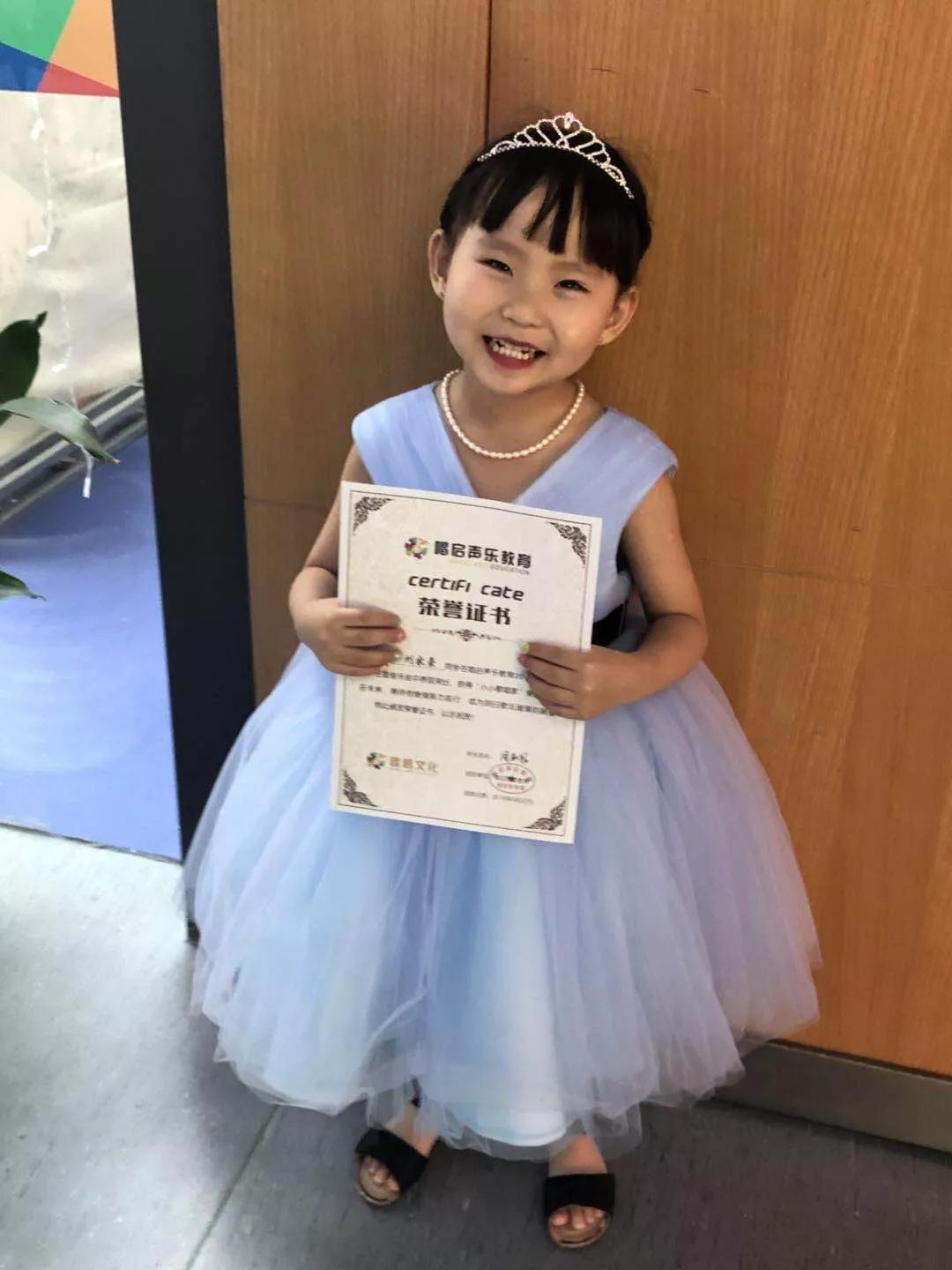 快乐阳光全国代言人,快乐阳光2023所有代言人