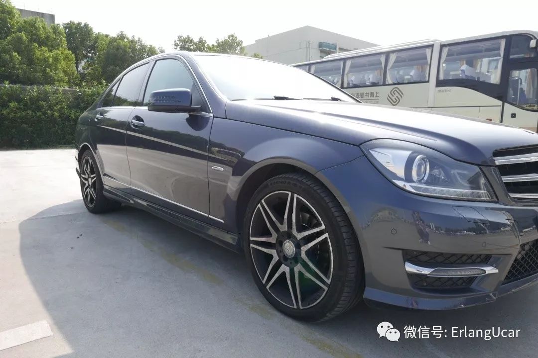 w204奔驰c300coupe,奔驰w204c200旅行版