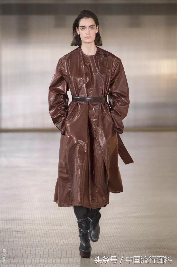 女装趋势新品,女装时髦款式