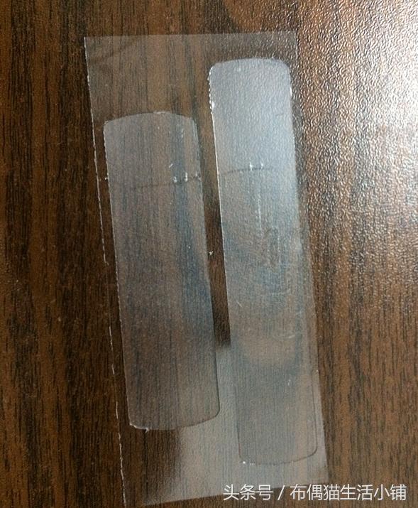 牙齿涂口红的小窍门,牙齿越来越黄涂口红不好看怎么办