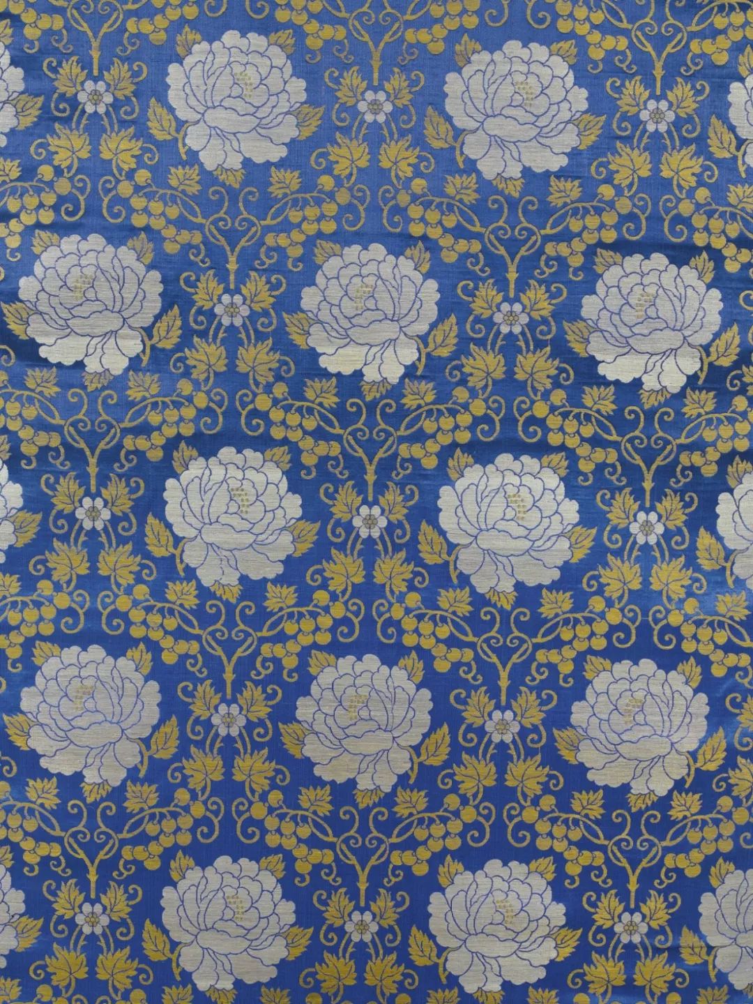 丝绸在当年属于顶级奢侈品,中国的丝绸在当时的欧洲有多奢侈