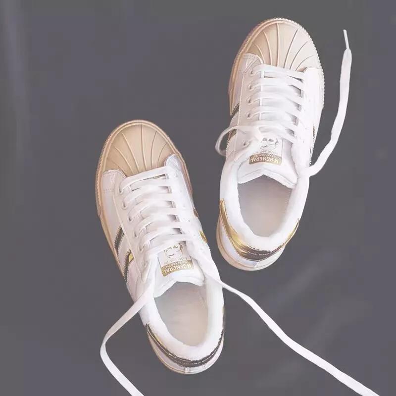 冬季加绒小白鞋加厚百搭,秋冬加绒小白鞋推荐